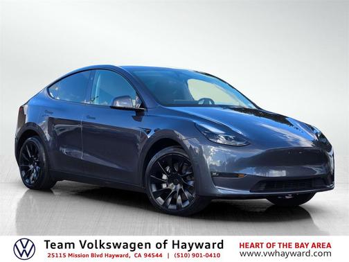2023 Tesla Model Y Long Range Dual Motor All-Wheel Drive