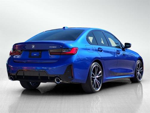 2023 BMW 330 xDrive