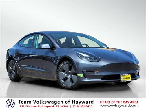 2023 Tesla Model 3 Standard Range