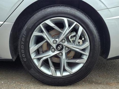 2020 Hyundai SONATA SEL