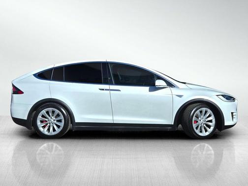 2016 Tesla Model X P90D