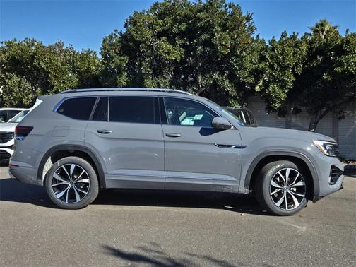 2026 Volkswagen Atlas 2.0T SEL Premium R-Line 4MOTION