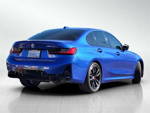 2023 BMW M340 i