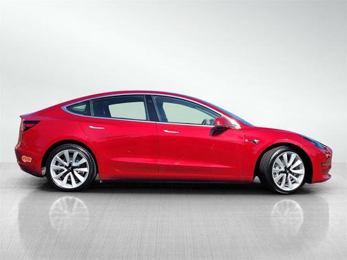 2019 Tesla Model 3 Long Range