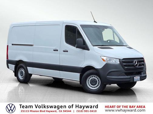 Arctic White 2019 Mercedes-Benz Sprinter 2500 Standard Roof