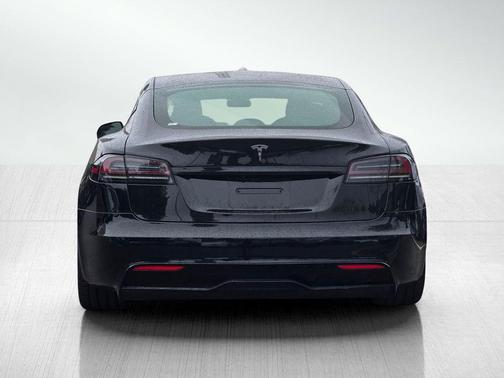 2023 Tesla Model S Base
