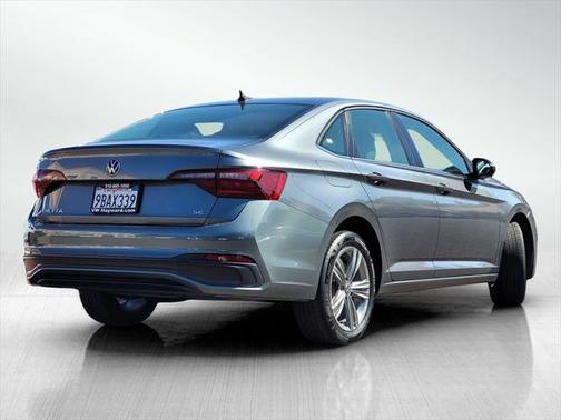 2022 Volkswagen Jetta 1.5T SE