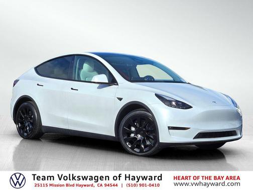 2023 Tesla Model Y Long Range Dual Motor All-Wheel Drive