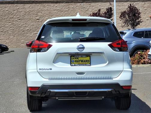 2018 Nissan Rogue S