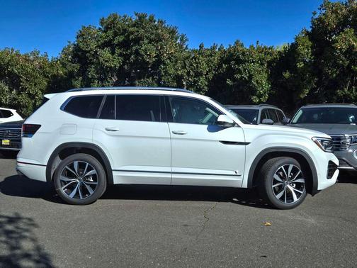 2026 Volkswagen Atlas 2.0T SEL Premium R-Line 4MOTION