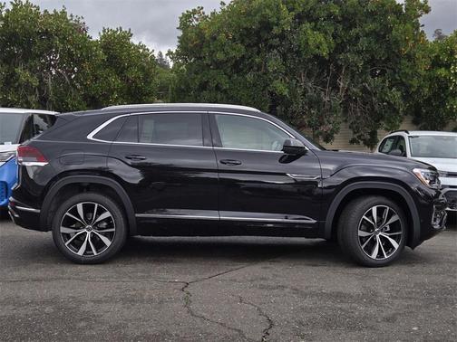 2026 Volkswagen Atlas Cross Sport 2.0T SEL Premium