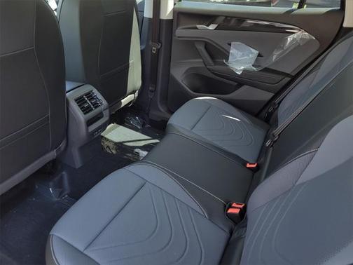 2025 Volkswagen Tiguan 2.0T SE 4MOTION