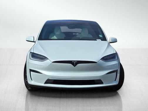 Pearl White Multi-Coat 2023 Tesla Model X Base