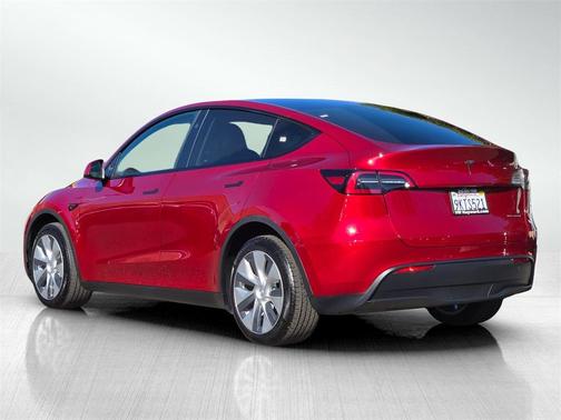 2024 Tesla Model Y Long Range Dual Motor All-Wheel Drive
