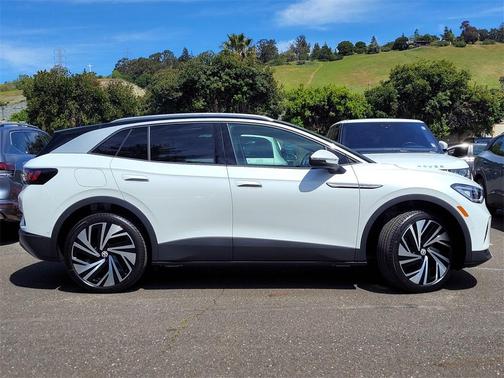 2025 Volkswagen ID.4 Pro S Plus