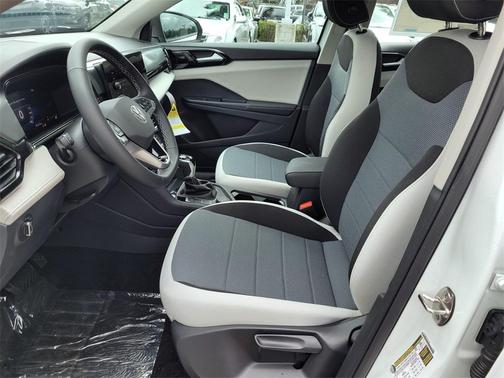 2025 Volkswagen Taos 1.5T S