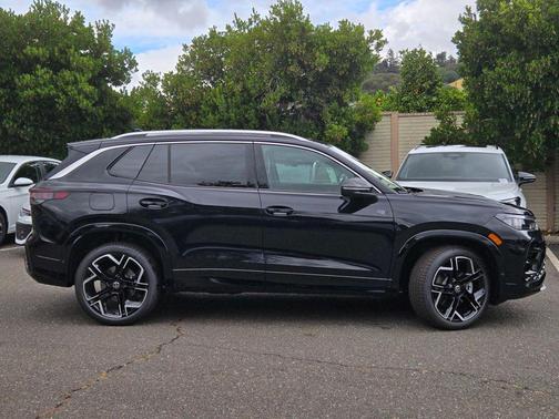 Black Pearl 2026 Volkswagen Tiguan 2.0T SEL R-Line 4MOTION