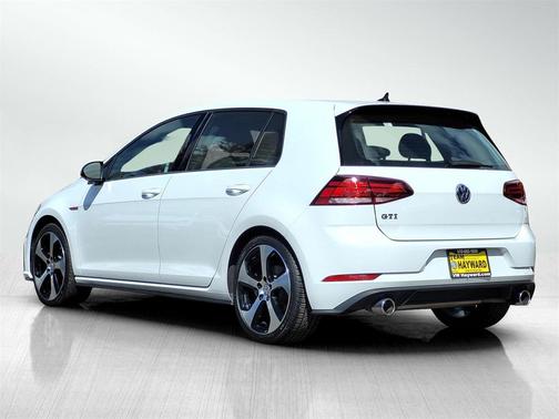 2018 Volkswagen Golf GTI 2.0T S 4-Door