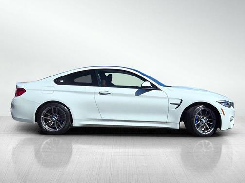 Alpine White 2018 BMW M4 Base