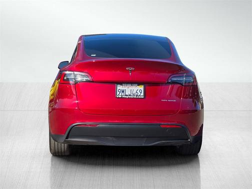 2024 Tesla Model Y Long Range Dual Motor All-Wheel Drive