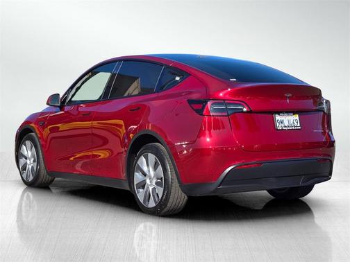 2024 Tesla Model Y Long Range Dual Motor All-Wheel Drive