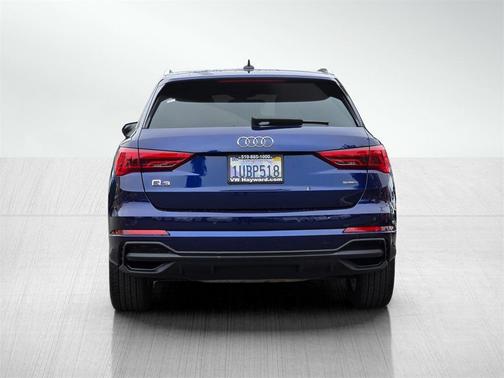 2023 Audi Q3 Premium 45 TFSI S line quattro Tiptronic