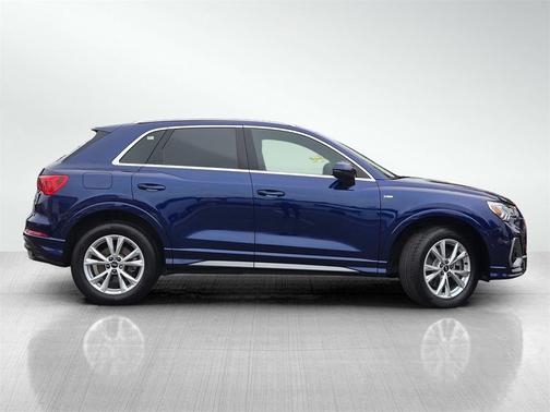 2023 Audi Q3 Premium 45 TFSI S line quattro Tiptronic