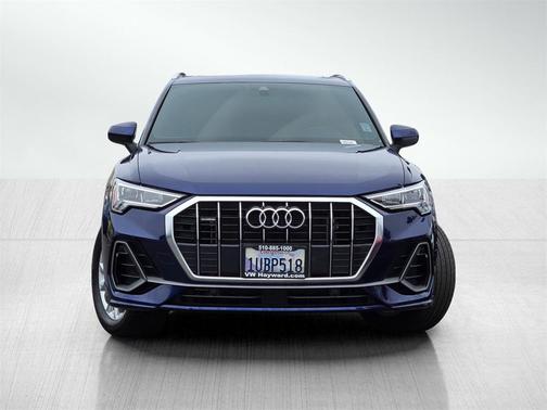 2023 Audi Q3 Premium 45 TFSI S line quattro Tiptronic