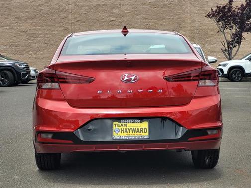 2019 Hyundai ELANTRA SEL