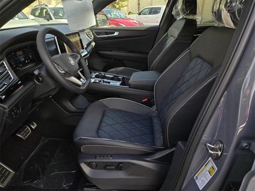 2026 Volkswagen Atlas Cross Sport 2.0T SEL Premium