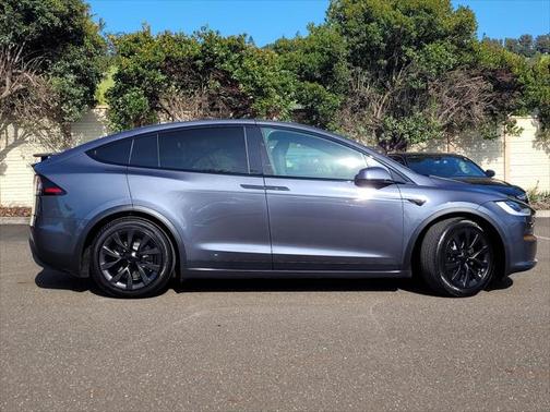 2022 Tesla Model X Dual Motor All-Wheel Drive