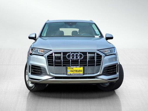 2022 Audi Q7 55 Premium Plus