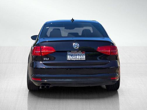 Deep Black 2015 Volkswagen Jetta Man SE