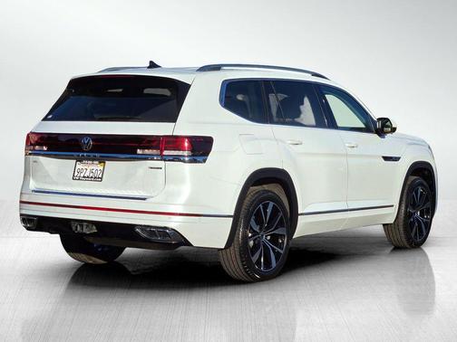 2025 Volkswagen Atlas 2.0T SEL Premium R-Line 4MOTION
