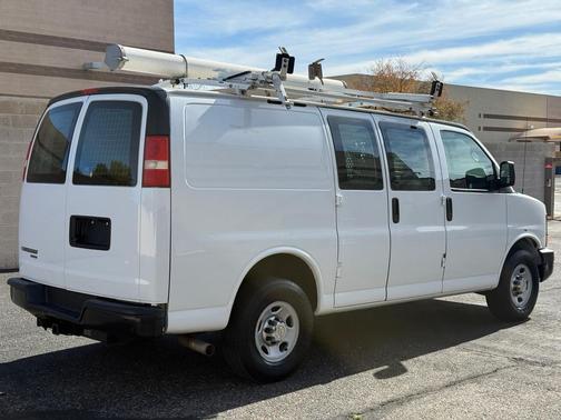 2013 Chevrolet Express 2500 Work Van