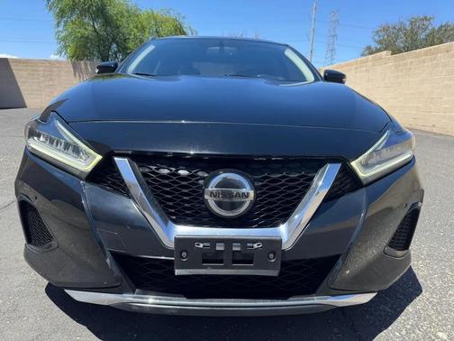 Black 2019 Nissan Maxima 3.5 SL