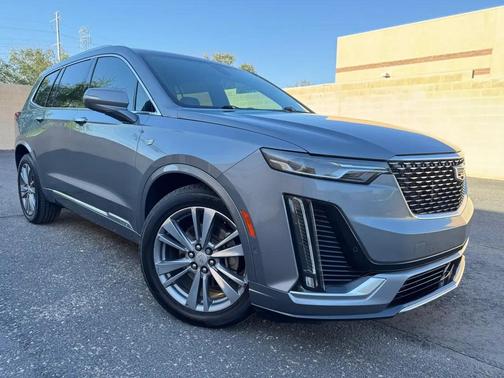 Gray 2020 Cadillac XT6 Premium Luxury FWD