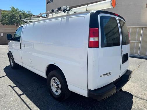 White 2013 Chevrolet Express 2500 LT