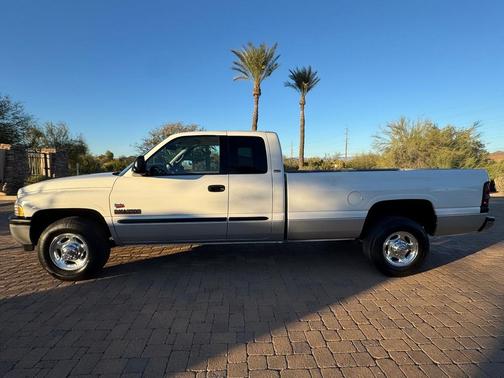 2002 Dodge Ram 2500 SLT Quad Cab