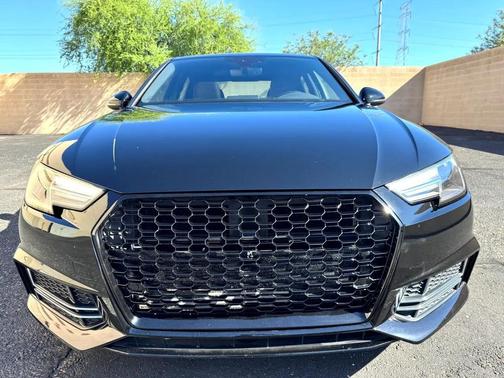 2017 Audi A4 Season of Audi Premium