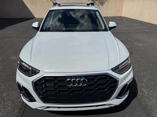 White 2021 Audi Q5 e 55 Premium Plus