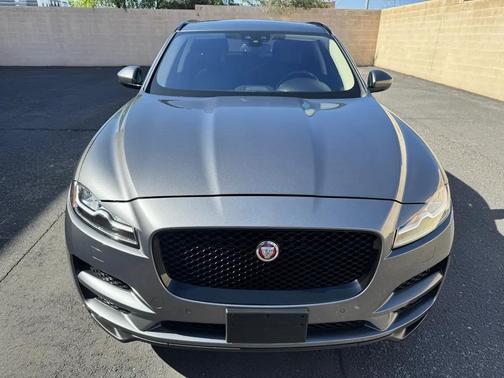 Gray 2017 Jaguar F-PACE 35t Prestige