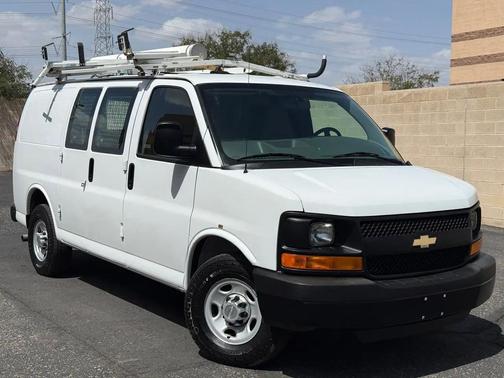 White 2013 Chevrolet Express 2500 LT