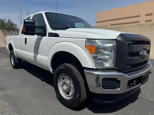 White 2016 Ford F-250 XL