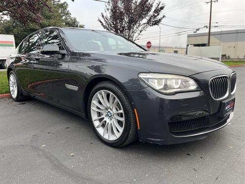 2013 BMW 750 i