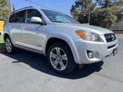 2009 Toyota RAV4 Sport