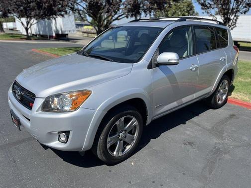 2009 Toyota RAV4 Sport
