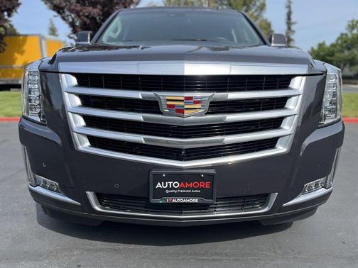 2017 Cadillac Escalade ESV Luxury