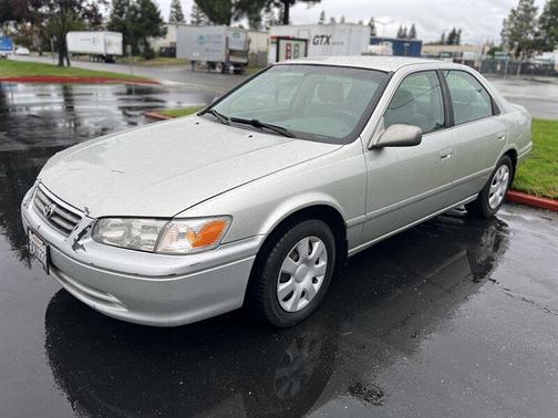 2000 Toyota Camry LE