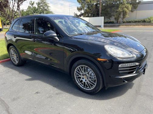 2013 Porsche Cayenne Base